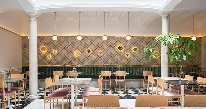 Interior de restaurante Halo en Sevilla diseño de REONDO estudio de arquitectura e interiorismo